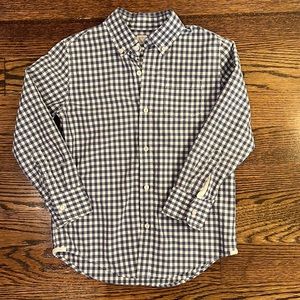 Crewcuts boys gingham button down shirt (size 6/7)